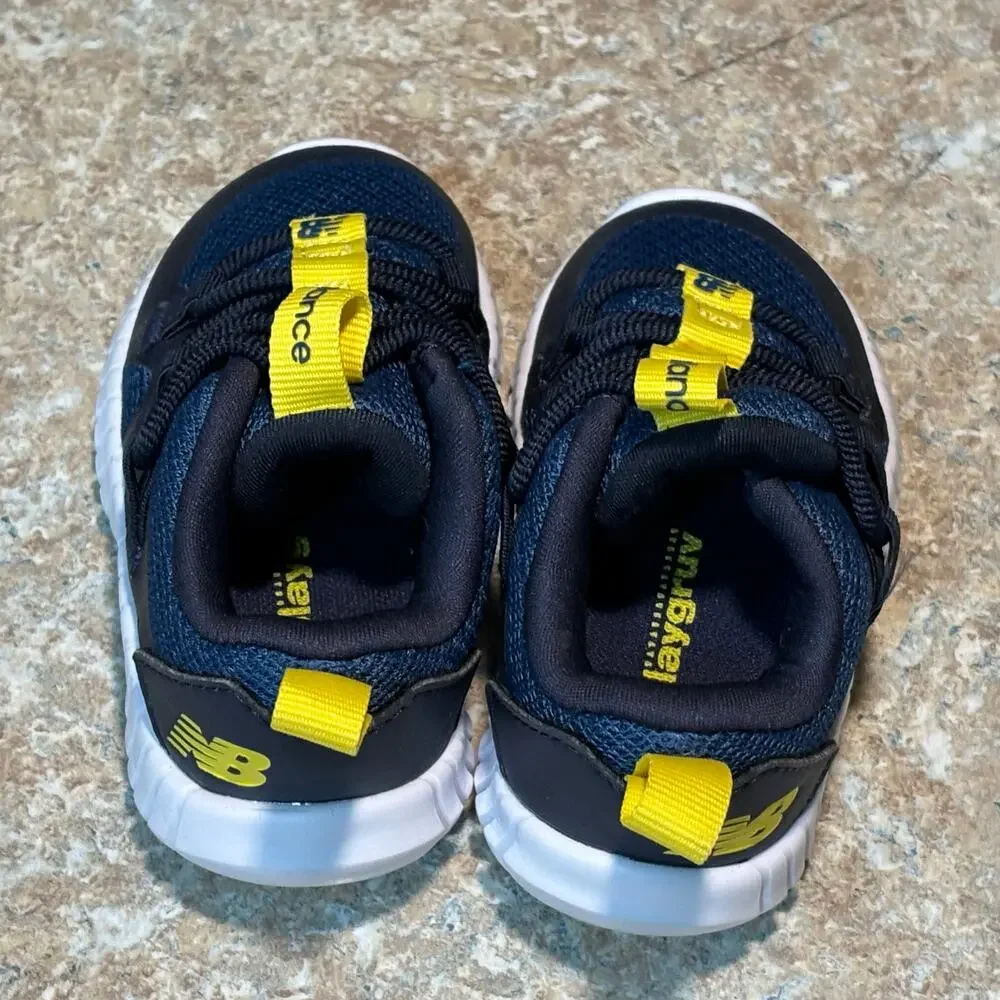 New Balance Infant Baby Playgruv Blue Running Bungee Shoes Size 5 Toddler - Picture 3 of 11